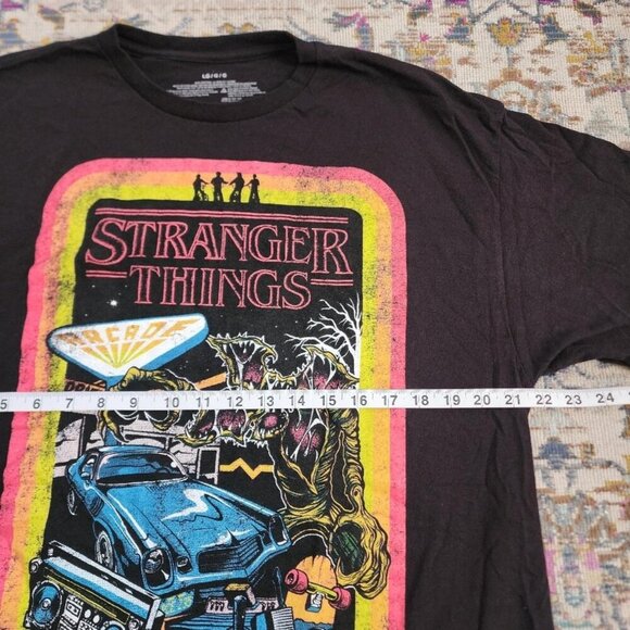 Stranger Things Iconic TV Series Men's Black Neon Cult Graphic Tee T-shirt Large - Picture 5 of 6